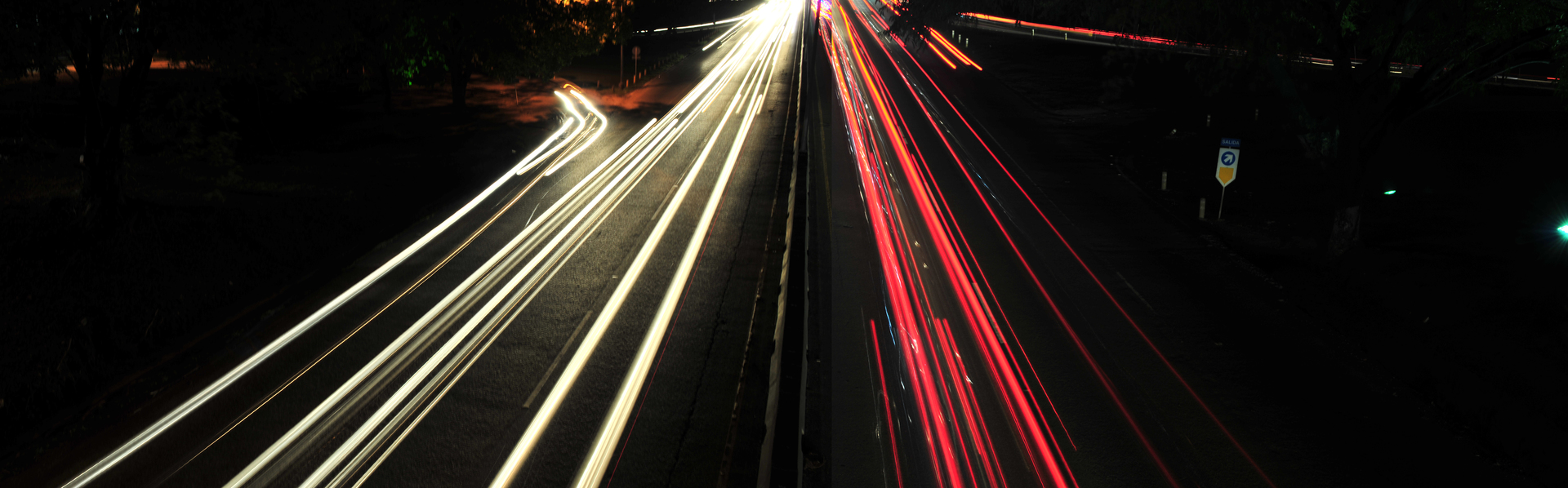 autopista regional del centro
<br />(2 fotografías)